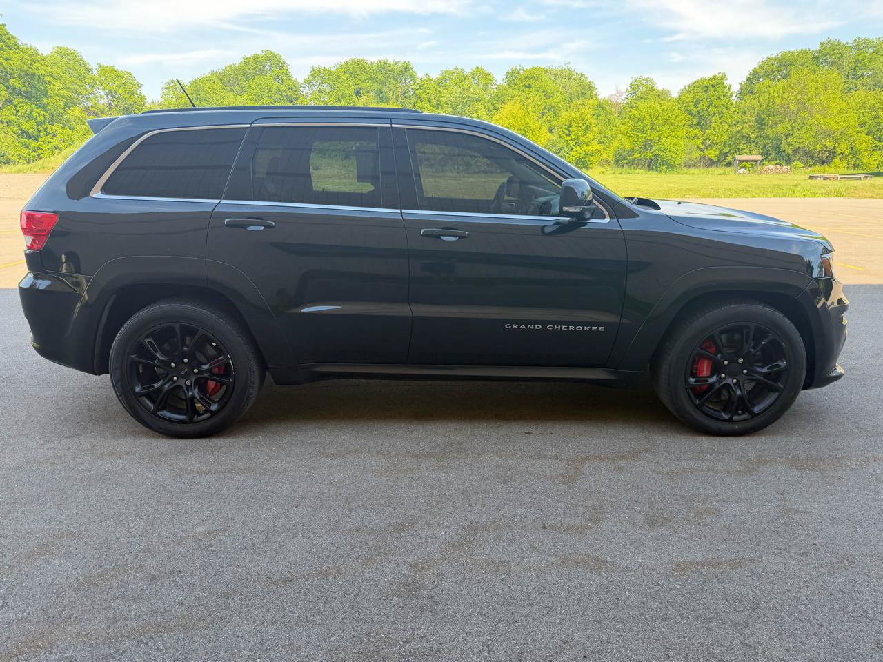 Used 2012 Jeep Grand Cherokee SRT8 w/ Luxury Group II AWD/4WD image 4