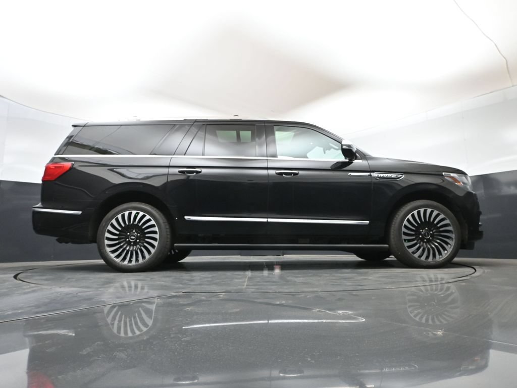 Used 2020 Lincoln Navigator L Black Label w/ Cargo Convenience Package AWD/4WD image 52