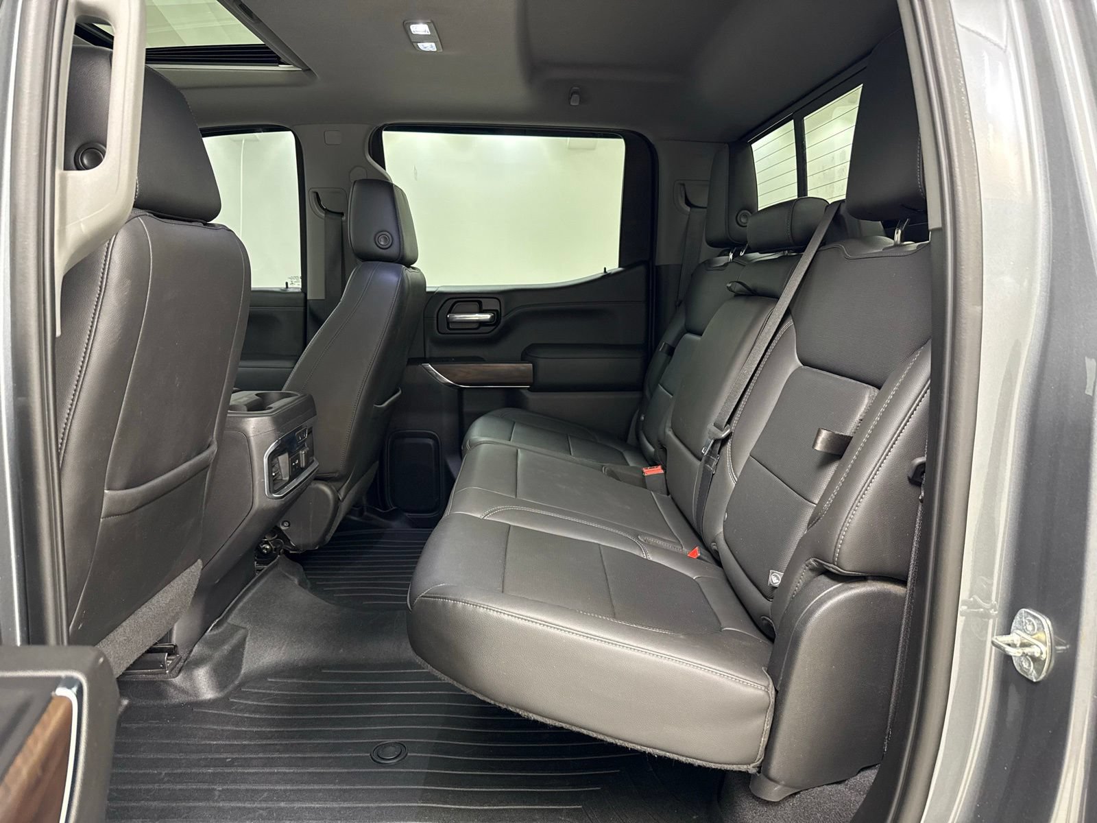 Used 2020 GMC Sierra 1500 SLT w/ SLT Premium Plus Package AWD/4WD image 27