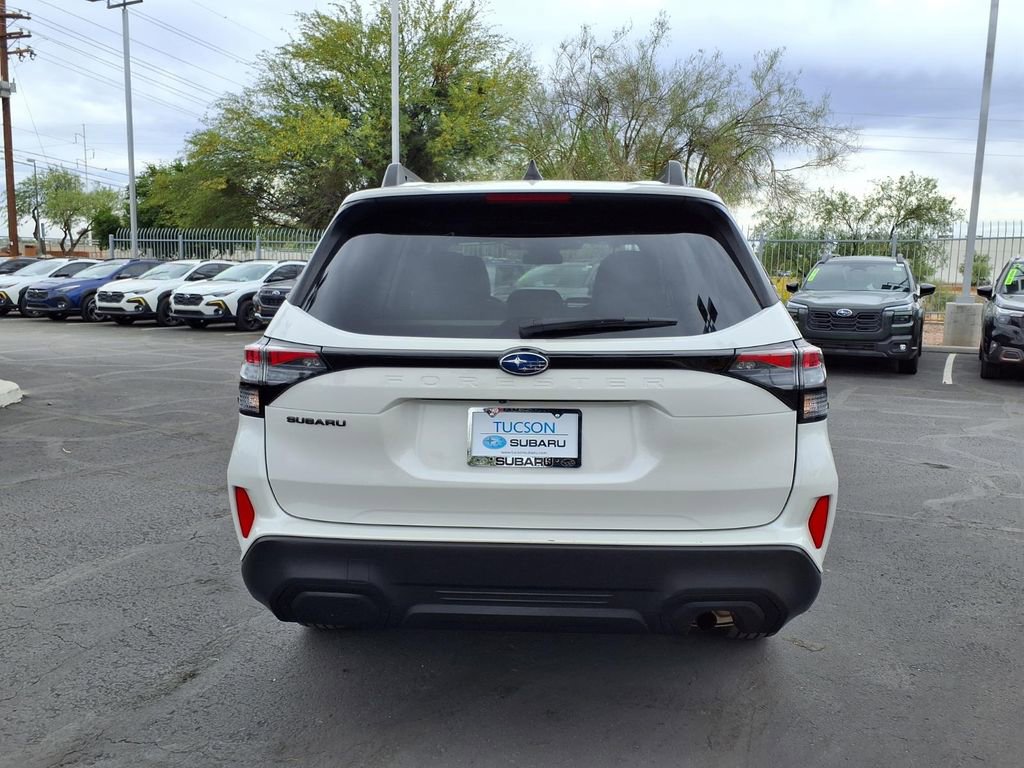 Used 2025 Subaru Forester Premium image 10