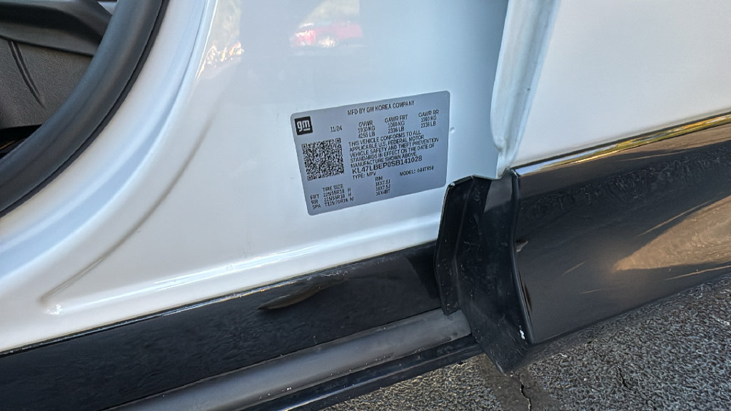 Used 2025 Buick Envista Sport Touring FWD image 32