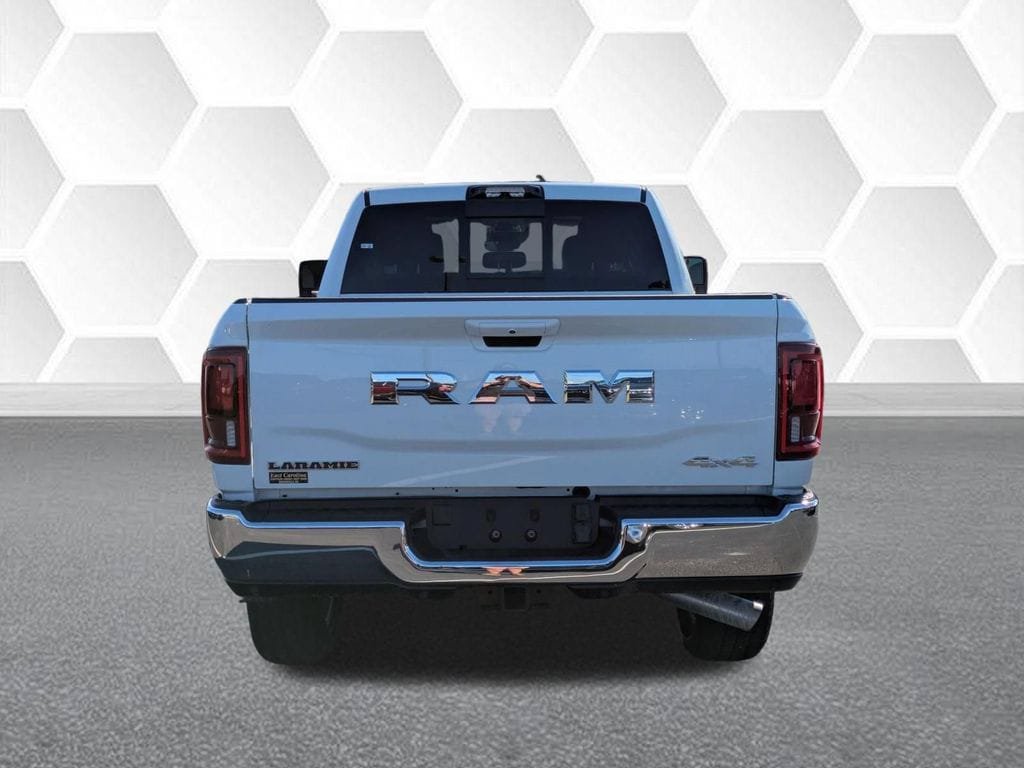 New 2026 RAM 2500 Laramie AWD/4WD image 4