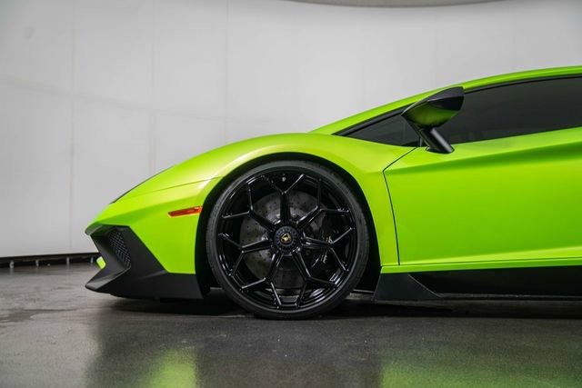 Used 2016 Lamborghini Aventador LP 750-4 Superveloce AWD/4WD image 12