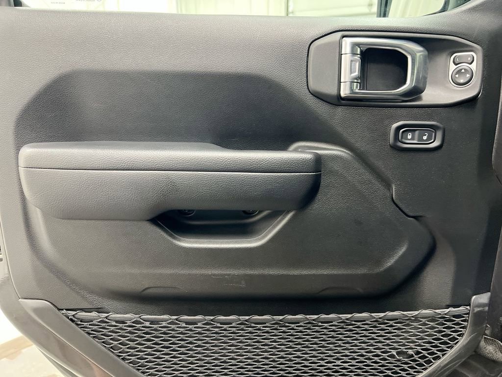 Used 2025 Jeep Wrangler Unlimited Sport AWD/4WD image 20