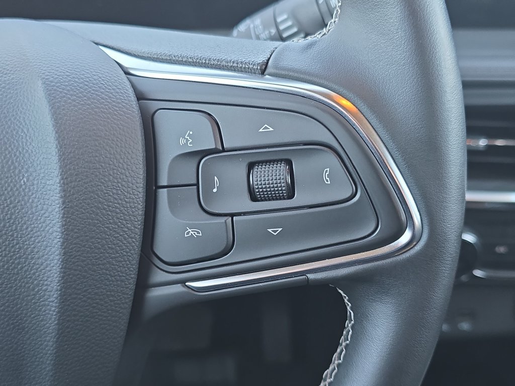 Certified 2024 Buick Encore GX Preferred AWD/4WD image 19