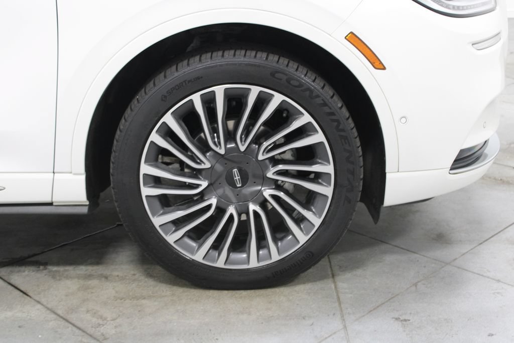 Used 2020 Lincoln Corsair Reserve w/ Equipment Group 202A AWD/4WD image 12