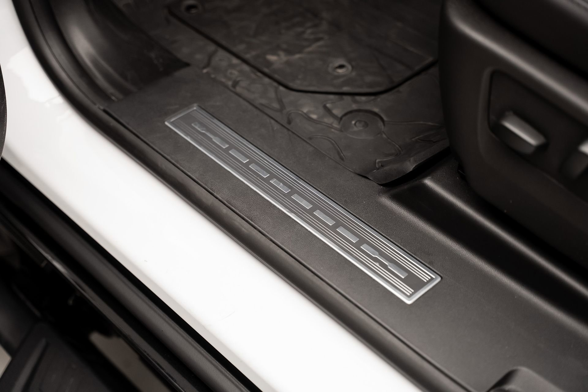 Used 2024 GMC Hummer EV 2X w/ Extreme Off-Road Package image 60