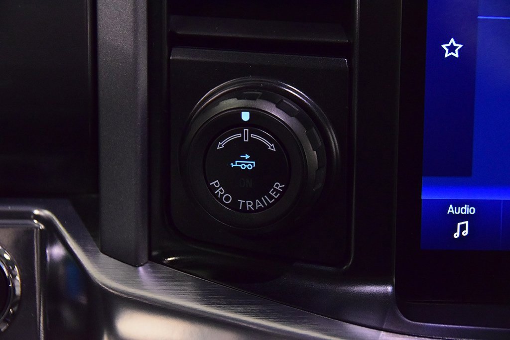 Used 2021 Ford F150 Lariat w/ Equipment Group 502A High image 26