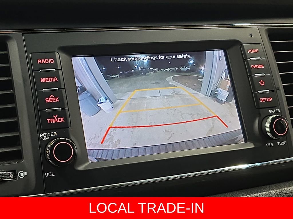 Used 2019 Kia Sedona LX image 25