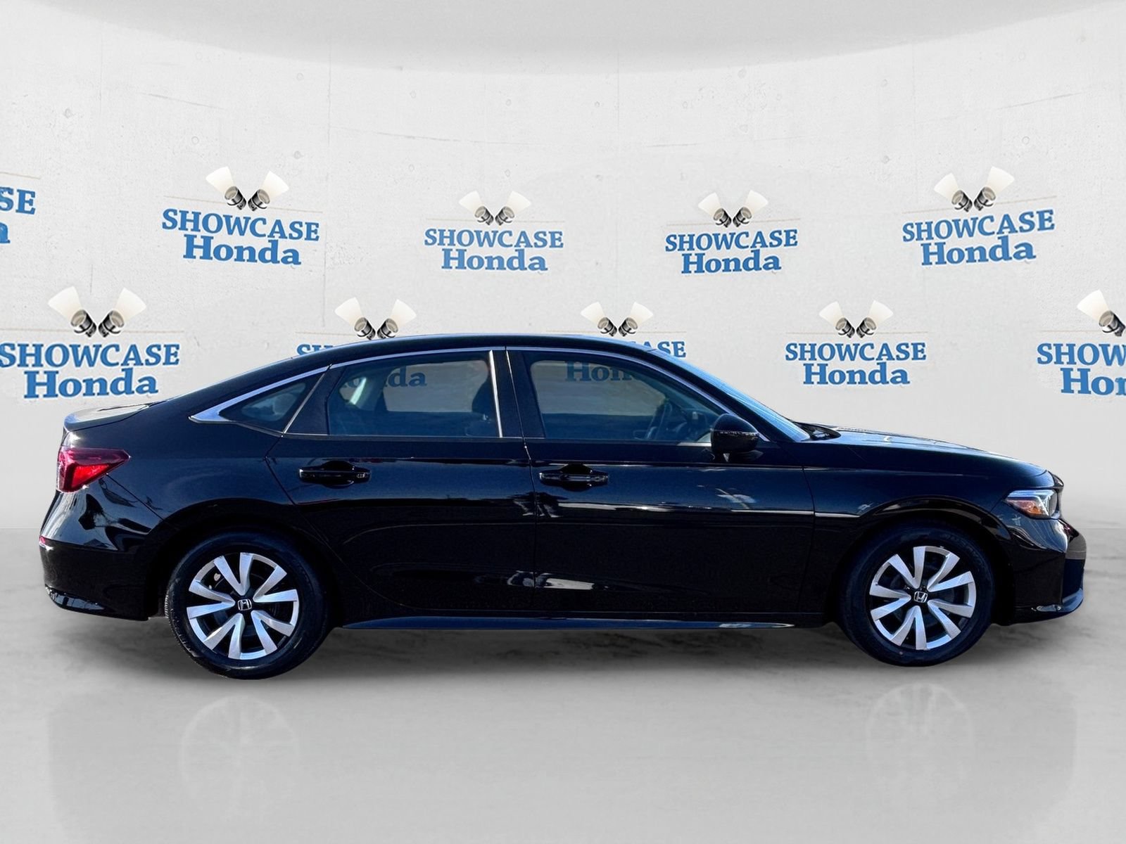 Certified 2025 Honda Civic LX image 9