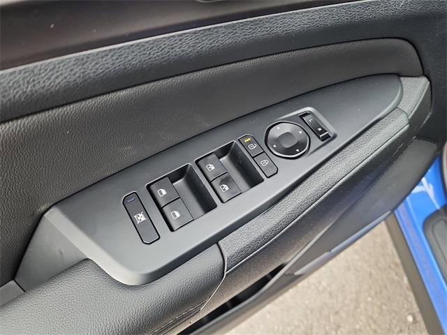 New 2026 Kia Sportage EX image 11