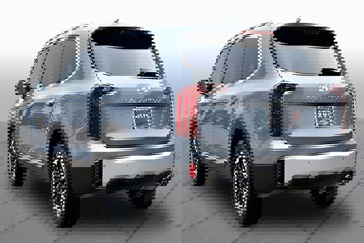 Used 2024 Kia Telluride S image 11