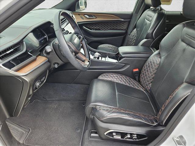 Used 2023 Jeep Grand Cherokee L Summit w/ Advanced Protech Group IV image 16