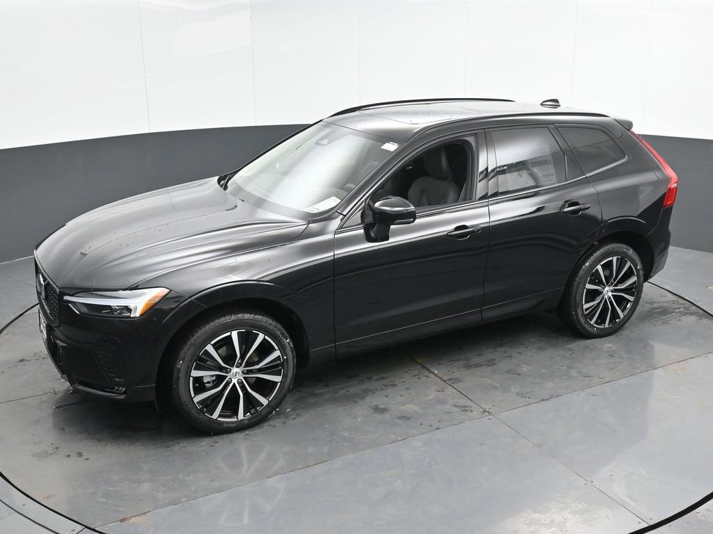 New 2025 Volvo XC60 B5 Plus w/ Protection Package Premier image 38