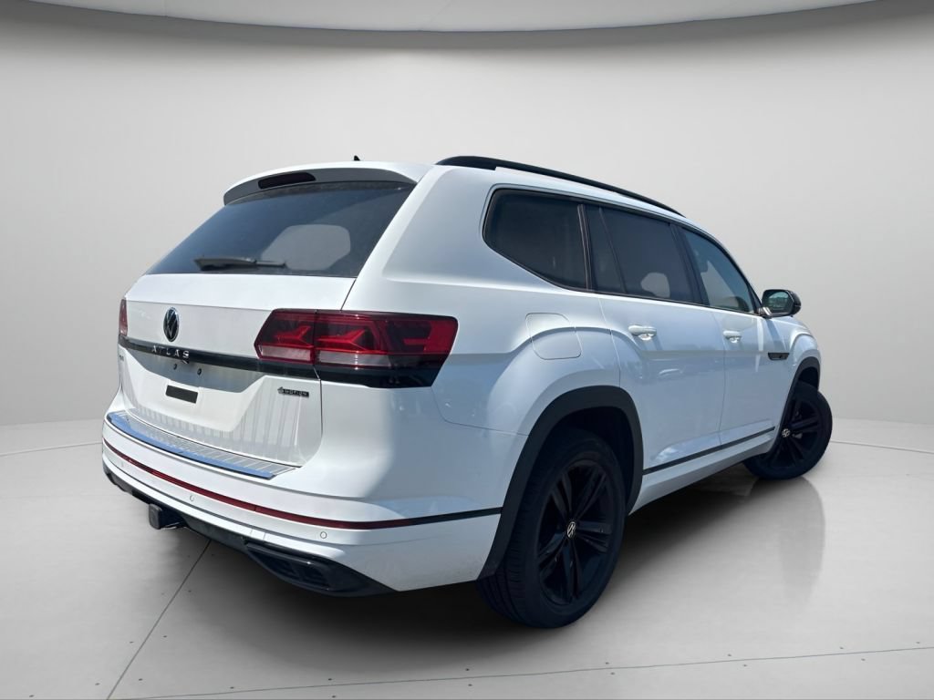 Used 2023 Volkswagen Atlas SEL R-Line AWD/4WD image 5