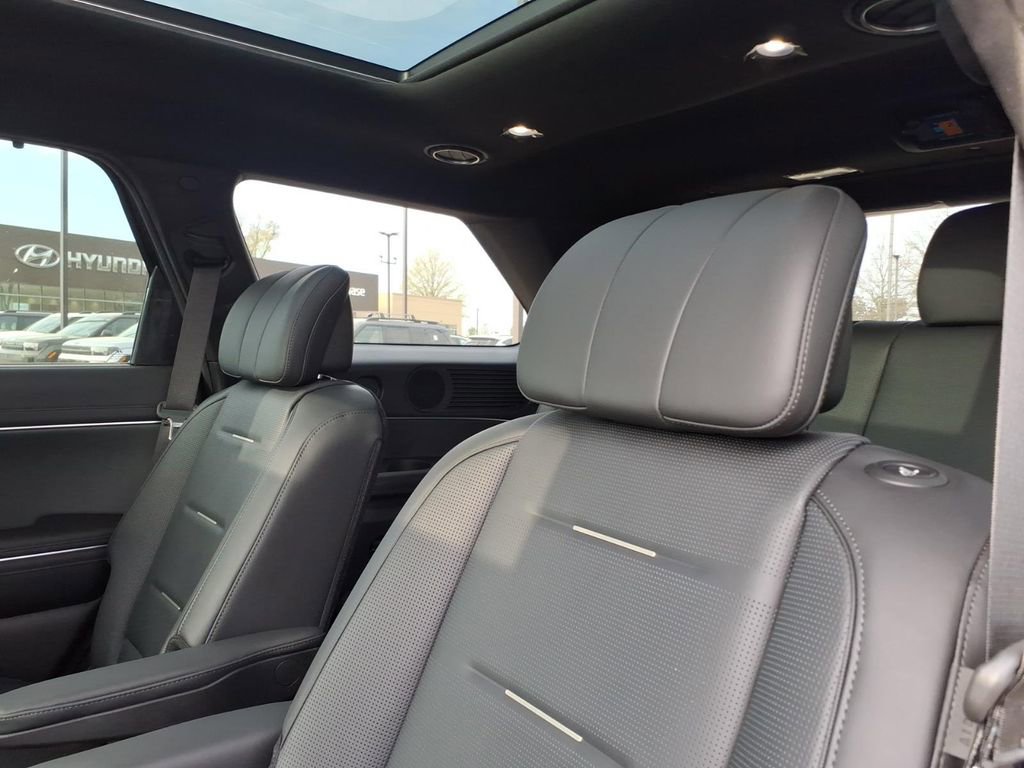 New 2026 Hyundai Palisade Calligraphy image 11