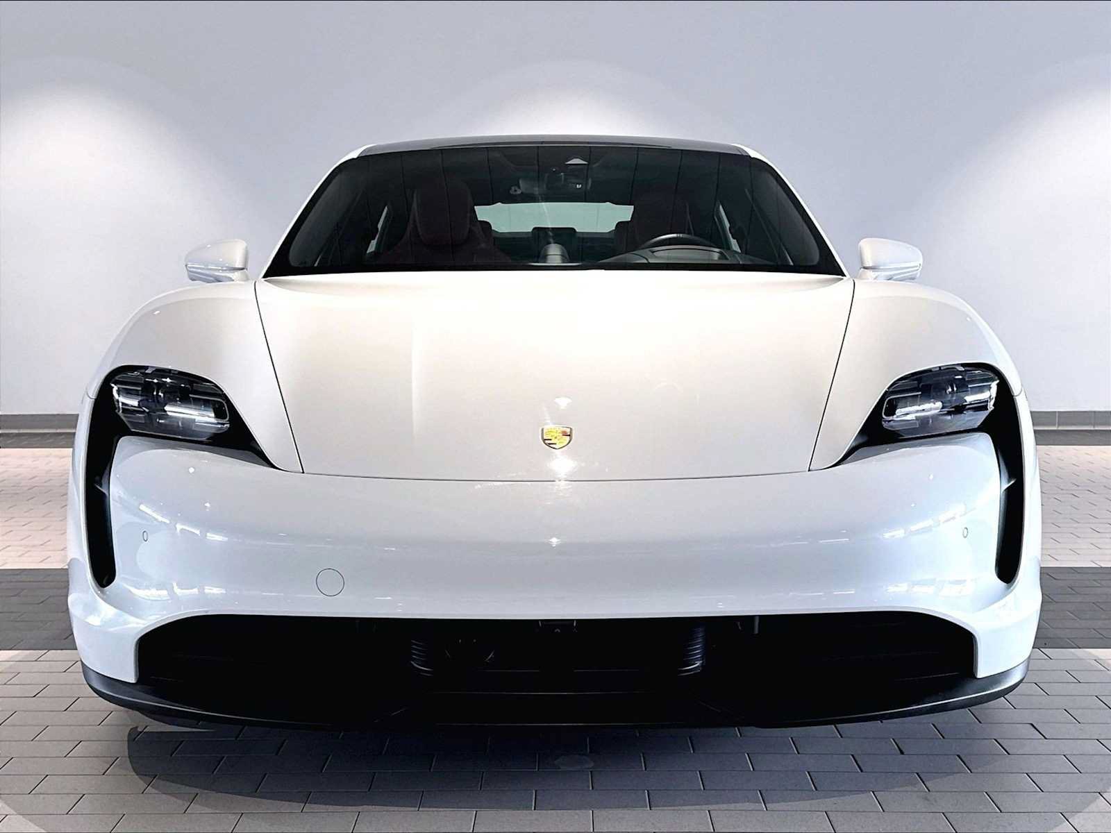 Used 2023 Porsche Taycan 4S AWD/4WD image 14
