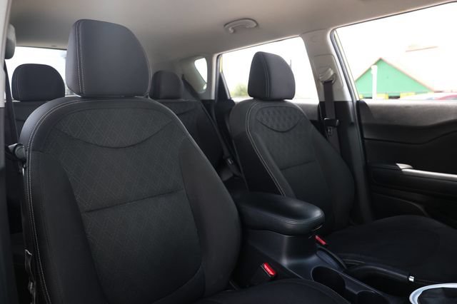 Used 2017 Kia Soul FWD image 13