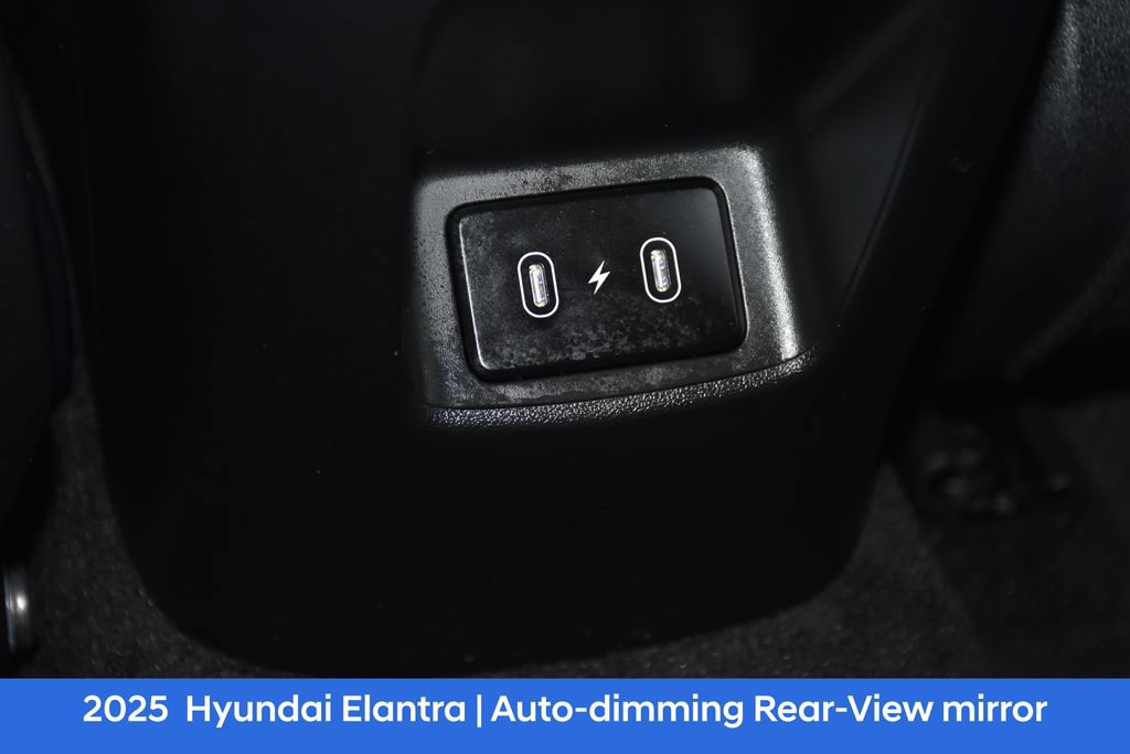 Used 2025 Hyundai Elantra Limited FWD image 26