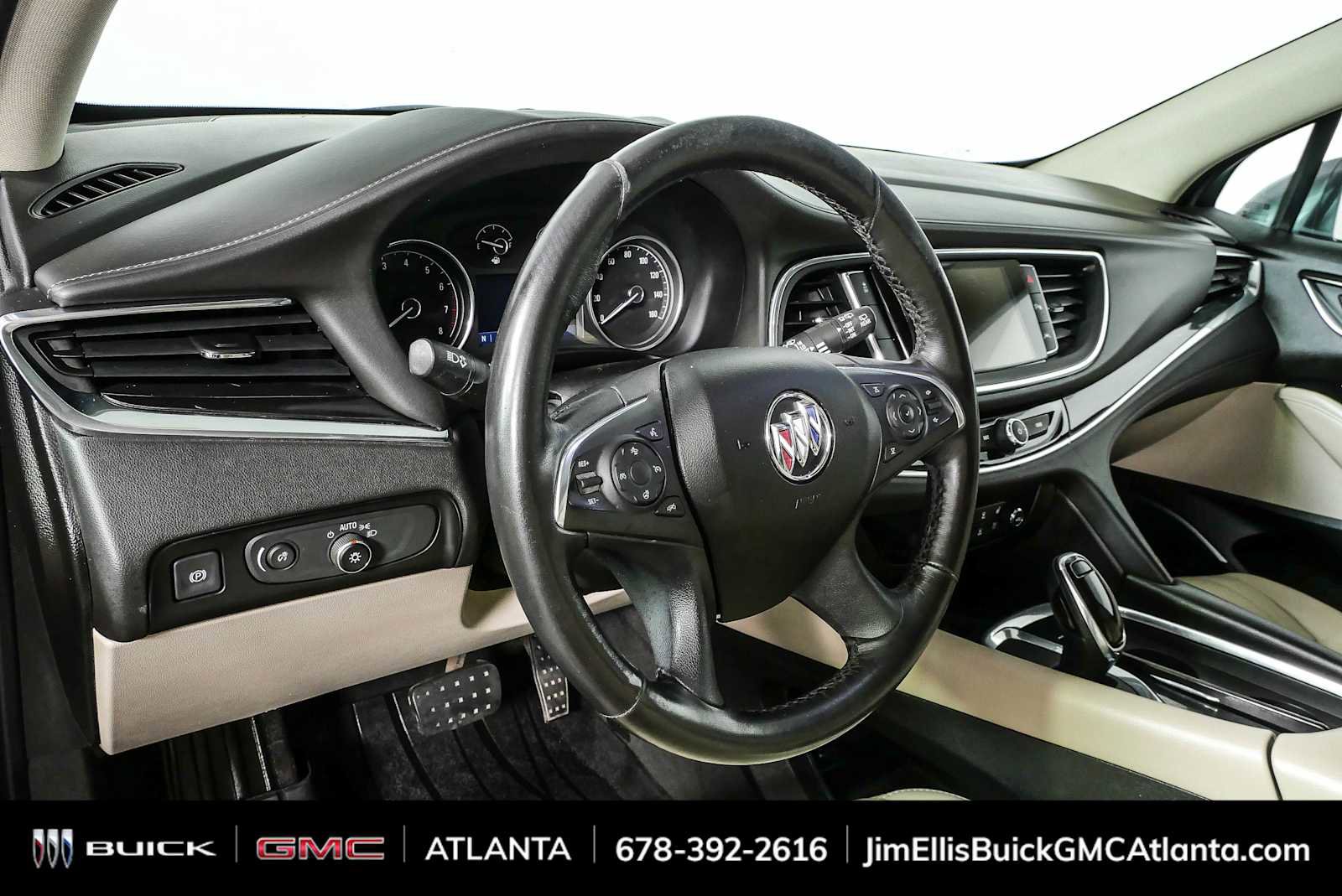 Used 2020 Buick Enclave Premium w/ Sun and Sites Package FWD image 4