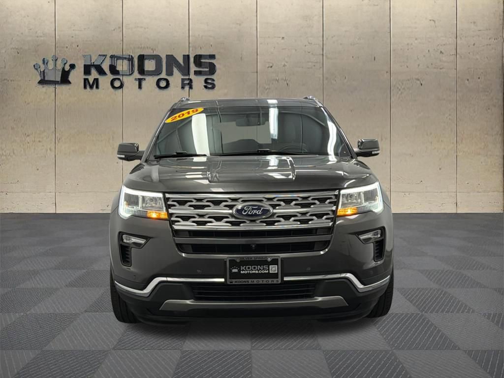 Used 2019 Ford Explorer Limited w/ Class III Trailer Tow Package FWD image 3