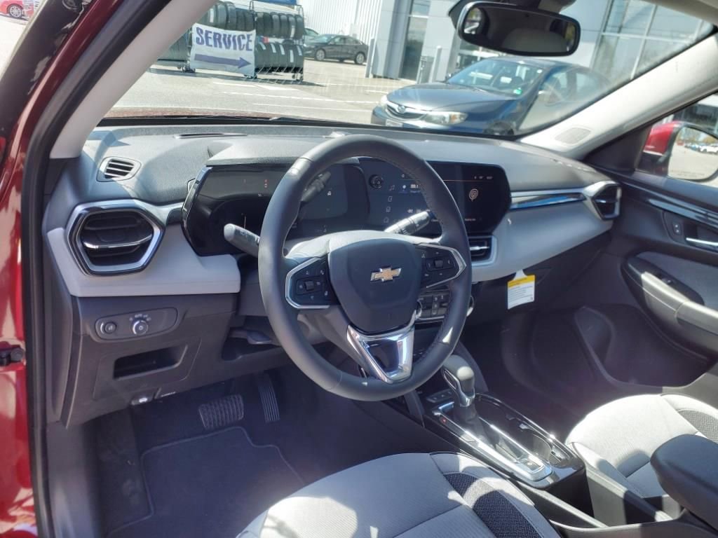 New 2025 Chevrolet TrailBlazer LT w/ Convenience Package image 5