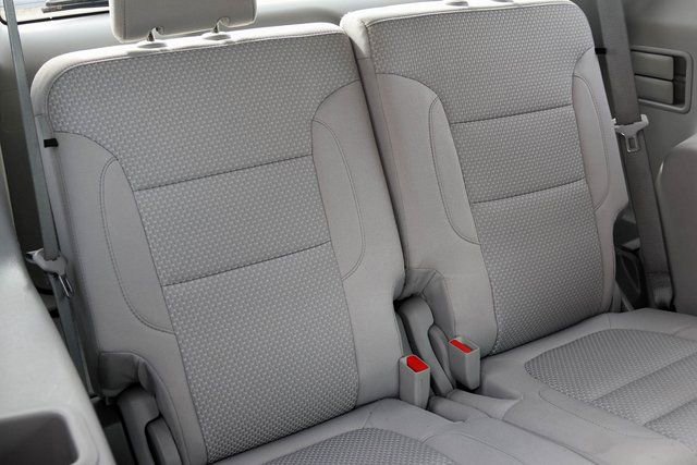 Used 2023 GMC Acadia SLE w/ Driver Convenience Package image 21