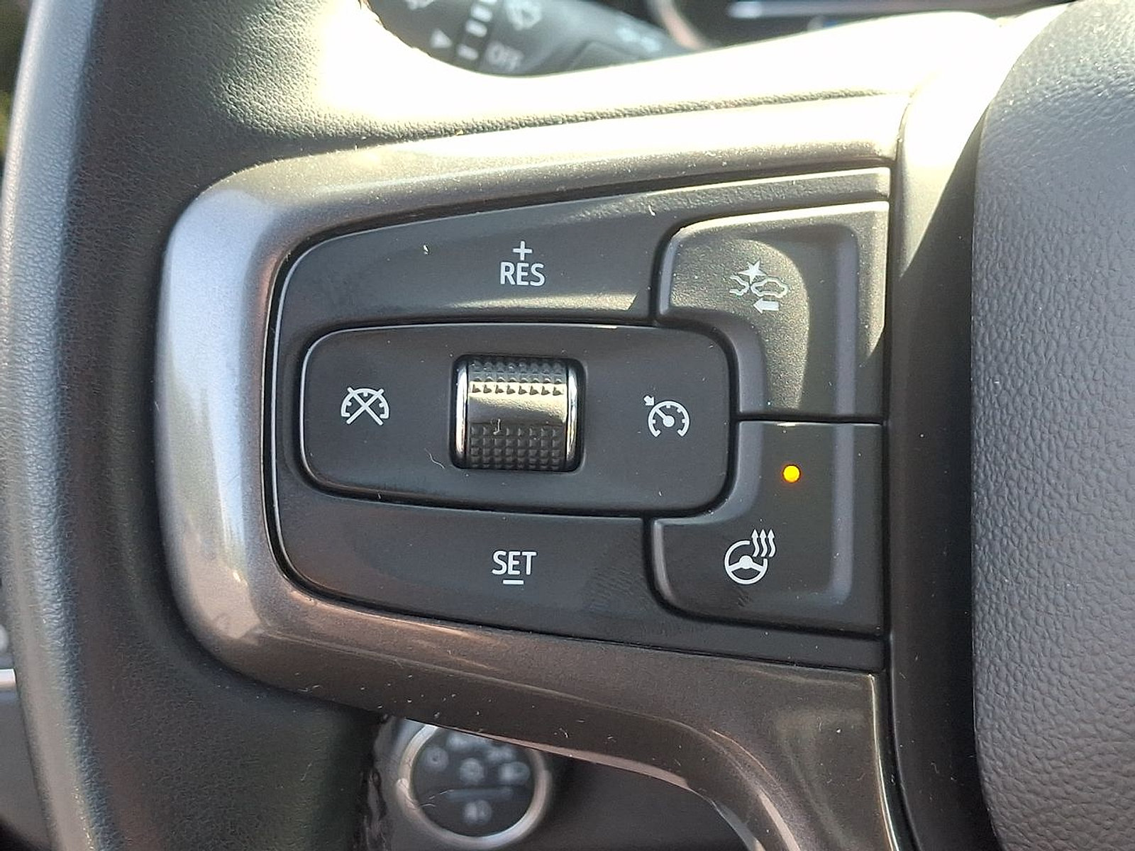 Certified 2024 Chevrolet Silverado 2500 ZR2 w/ Technology Package AWD/4WD image 17
