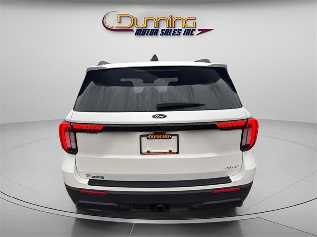 Used 2025 Ford Explorer ST-Line w/ ST-Line Street Pack image 3