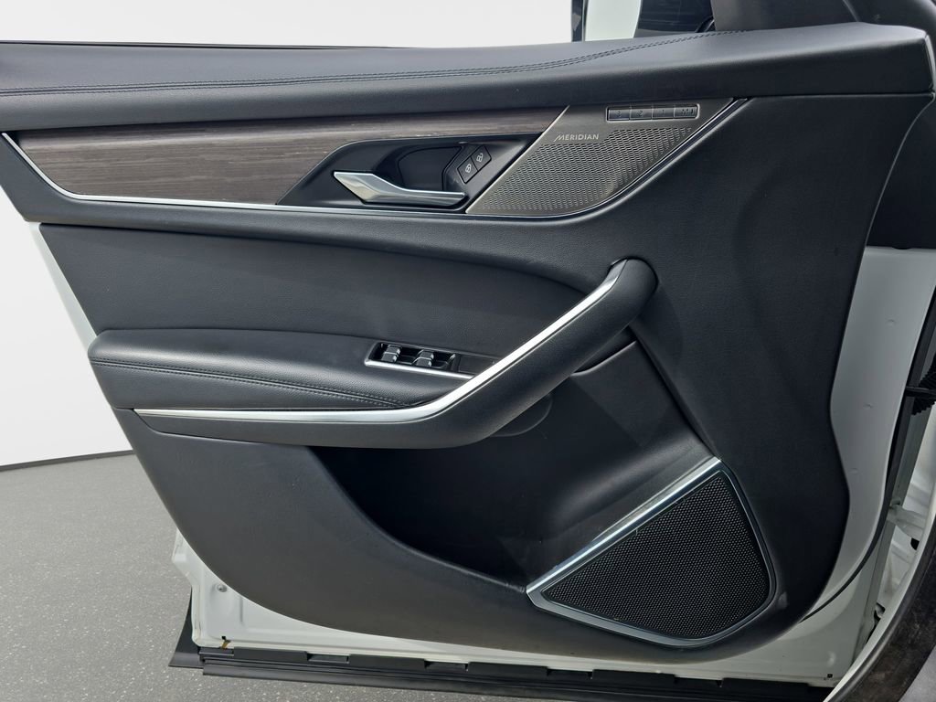 Used 2021 Jaguar F-PACE S image 30