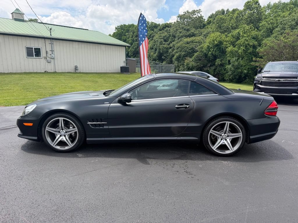 Used 2011 Mercedes-Benz SL 550 image 8