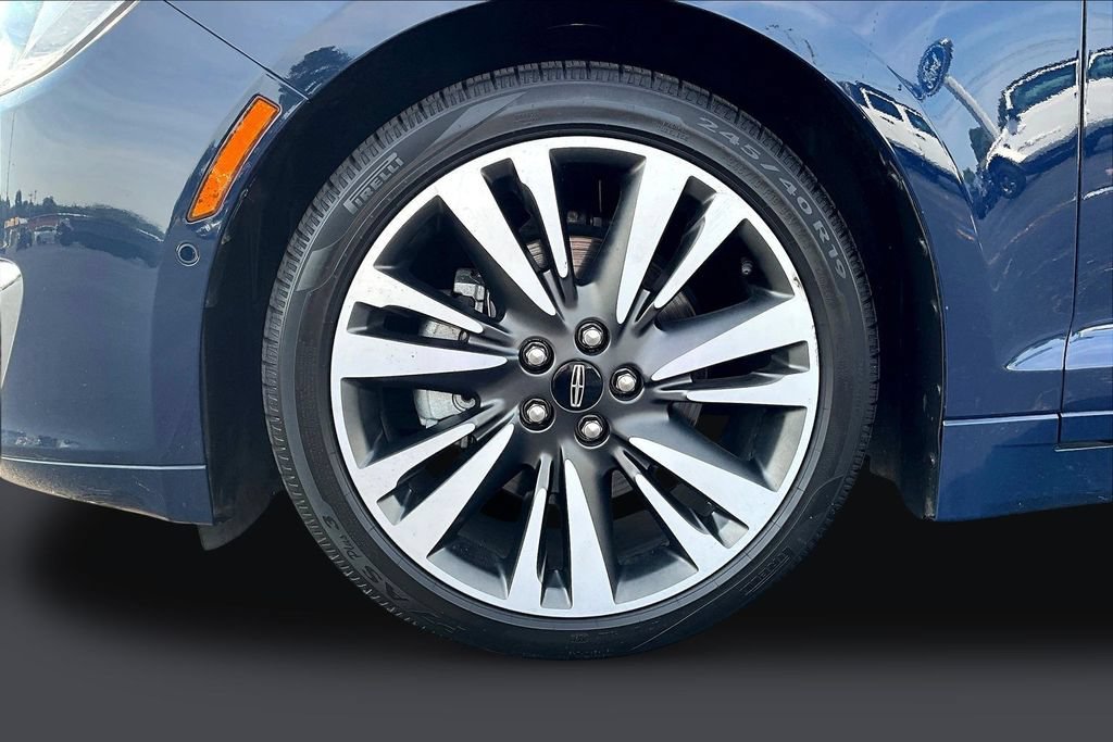 Used 2018 Lincoln MKZ Reserve FWD image 36