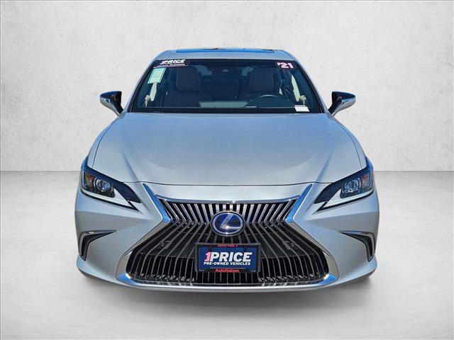Used 2021 Lexus ES 300h w/ Premium Package FWD image 2
