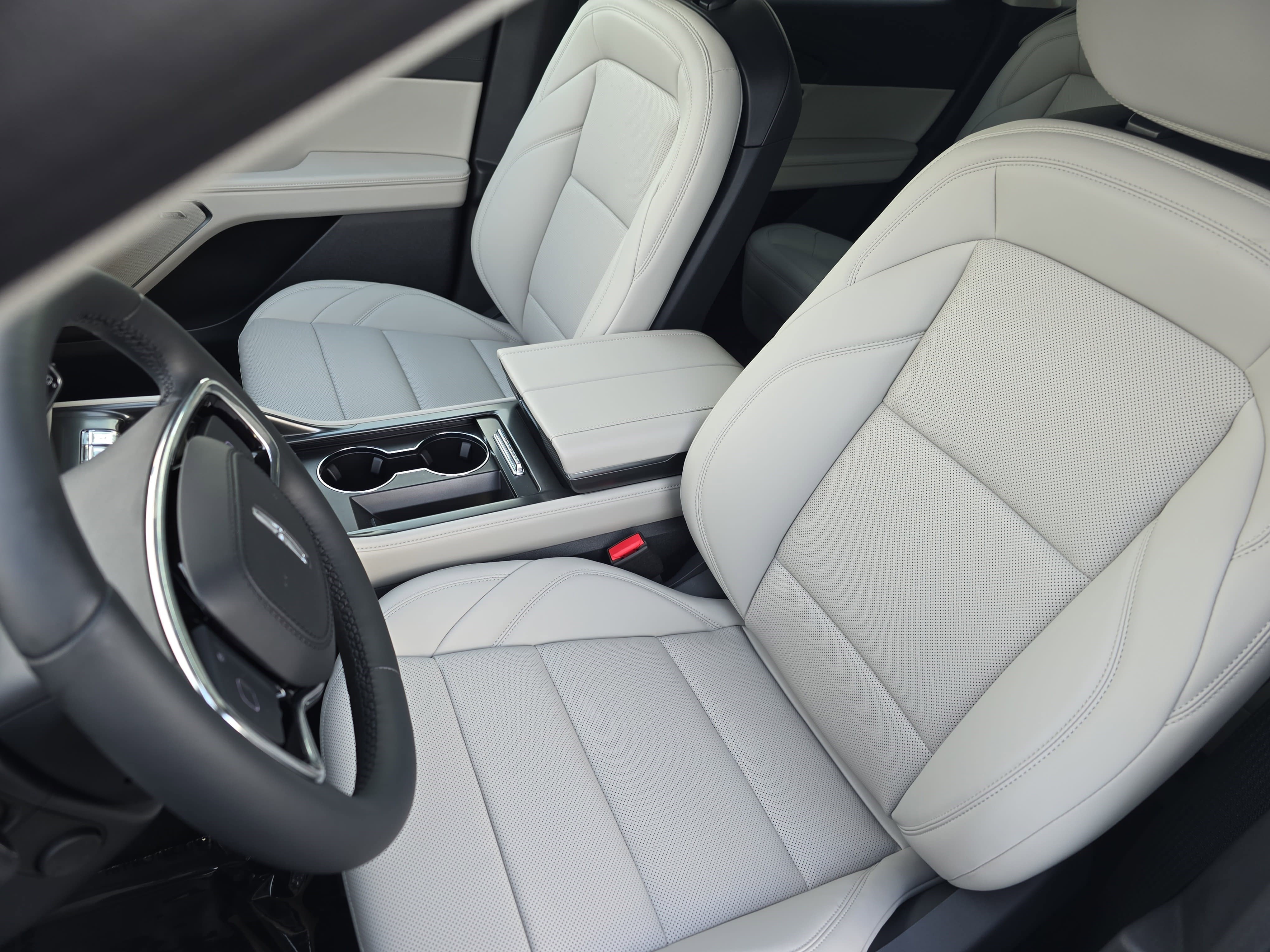 New 2026 Lincoln Nautilus Premier w/ Equipment Group 102A AWD/4WD image 15