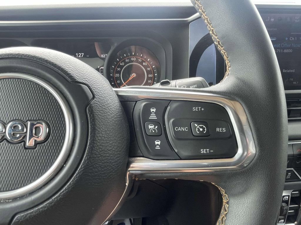 Used 2024 Jeep Wrangler Sahara image 14