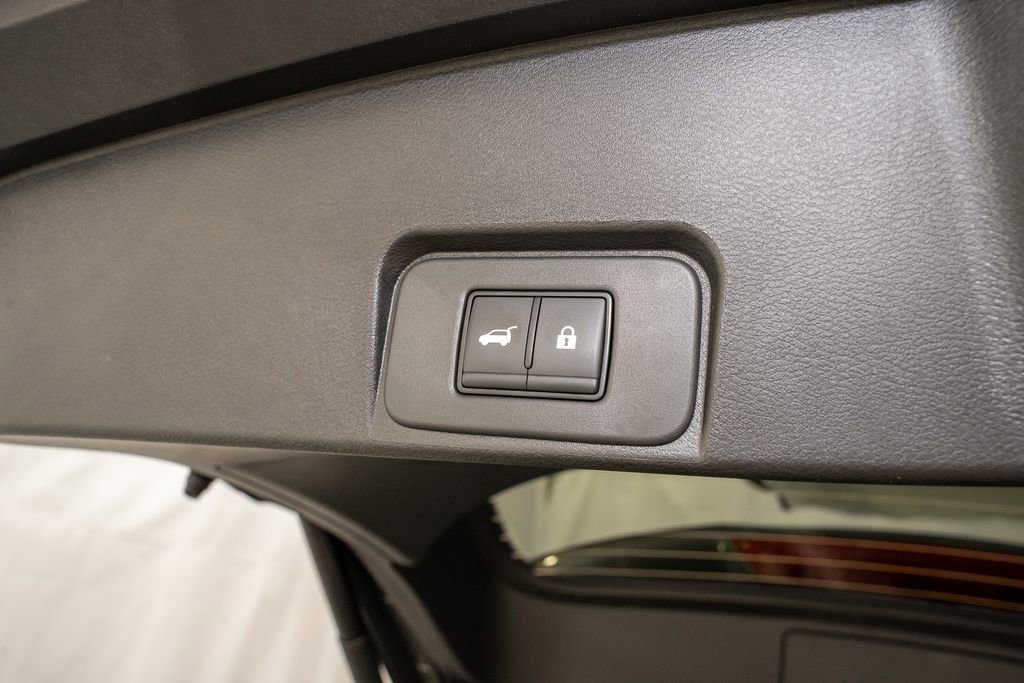 New 2026 Nissan Rogue SV image 7