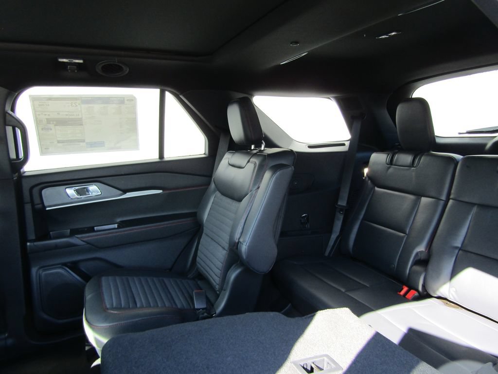 New 2027 Ford Explorer ST-Line w/ Premium Package AWD/4WD image 38