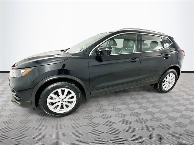 Used 2022 Nissan Rogue Sport SV w/ Technology Package image 4