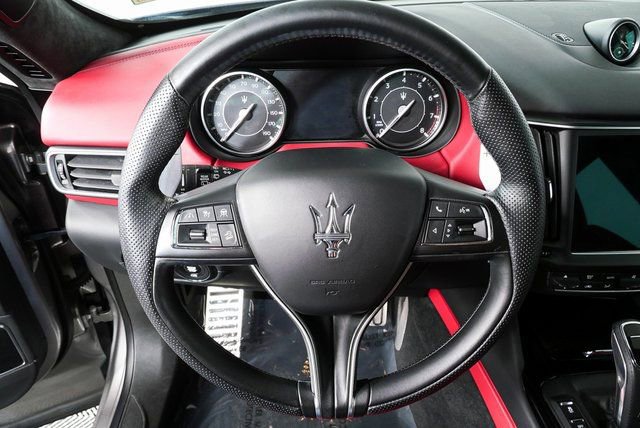 Used 2022 Maserati Levante Modena image 10