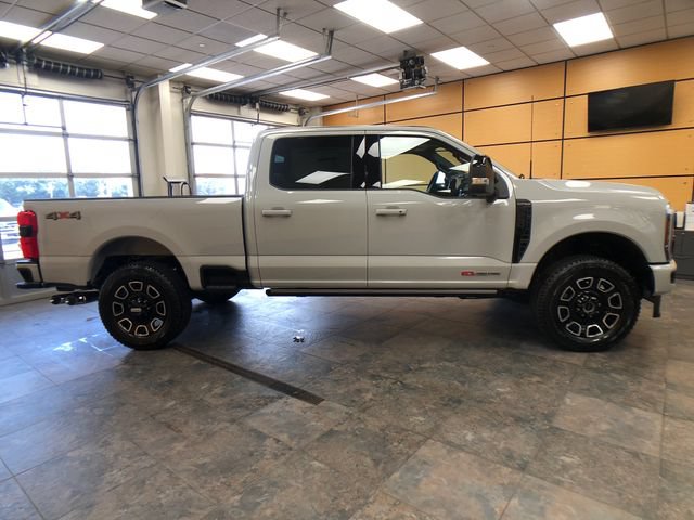 New 2026 Ford F250 Platinum AWD/4WD image 8