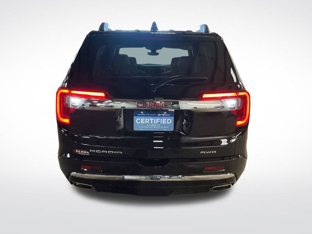 Certified 2023 GMC Acadia Denali w/ Denali Ultimate Package AWD/4WD image 4