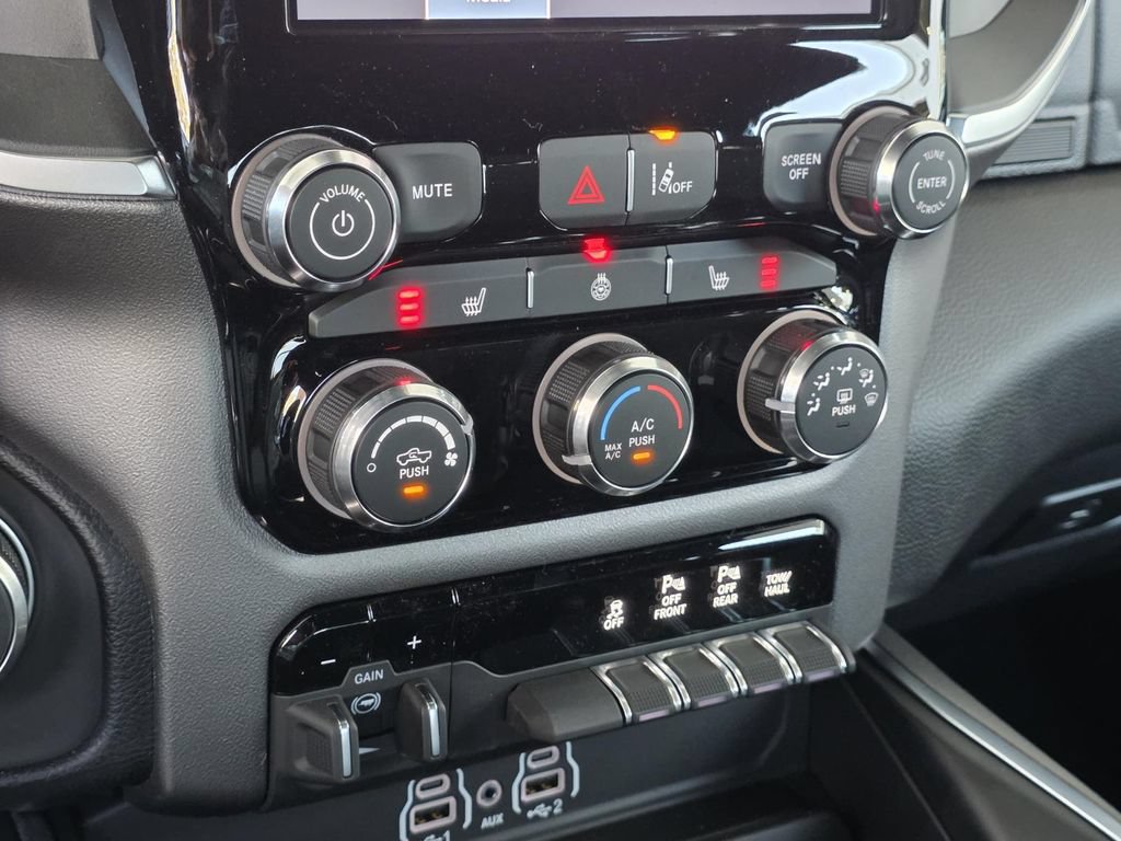 New 2026 RAM 1500 Big Horn AWD/4WD image 20