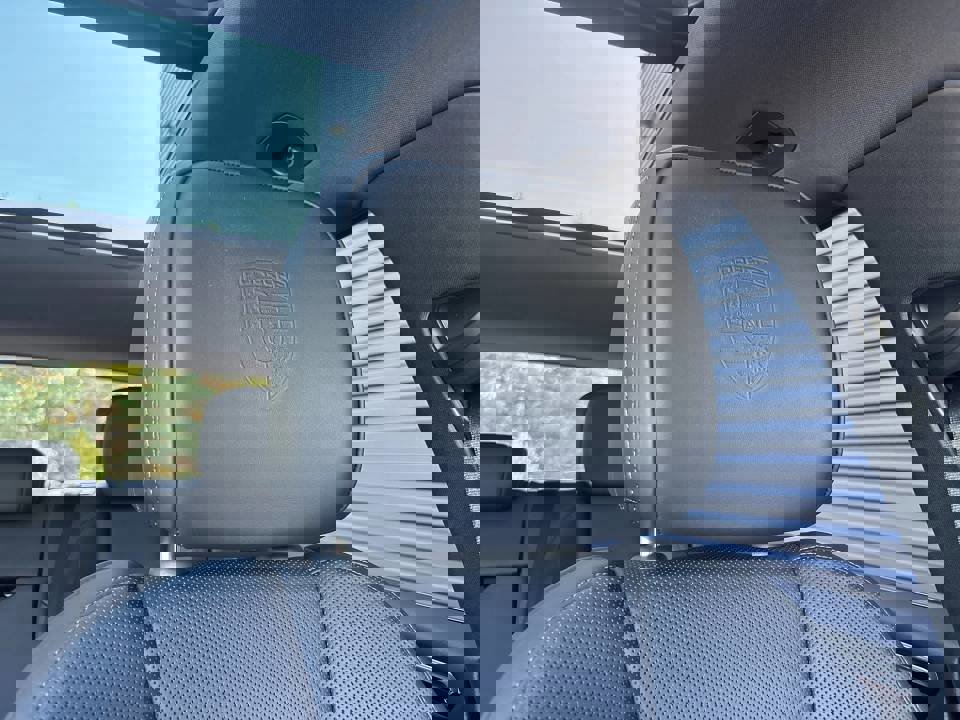 Certified 2026 Porsche Macan image 24