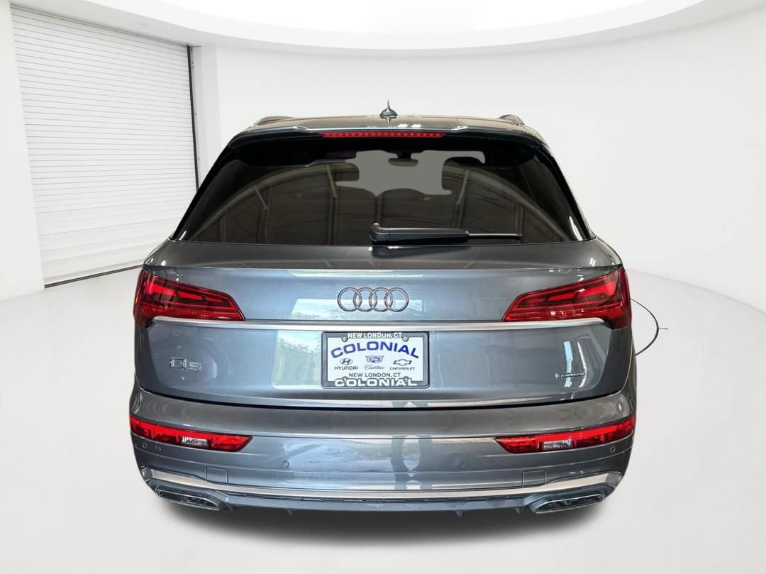 Used 2024 Audi Q5 2.0T Prestige w/ Prestige Package AWD/4WD image 6