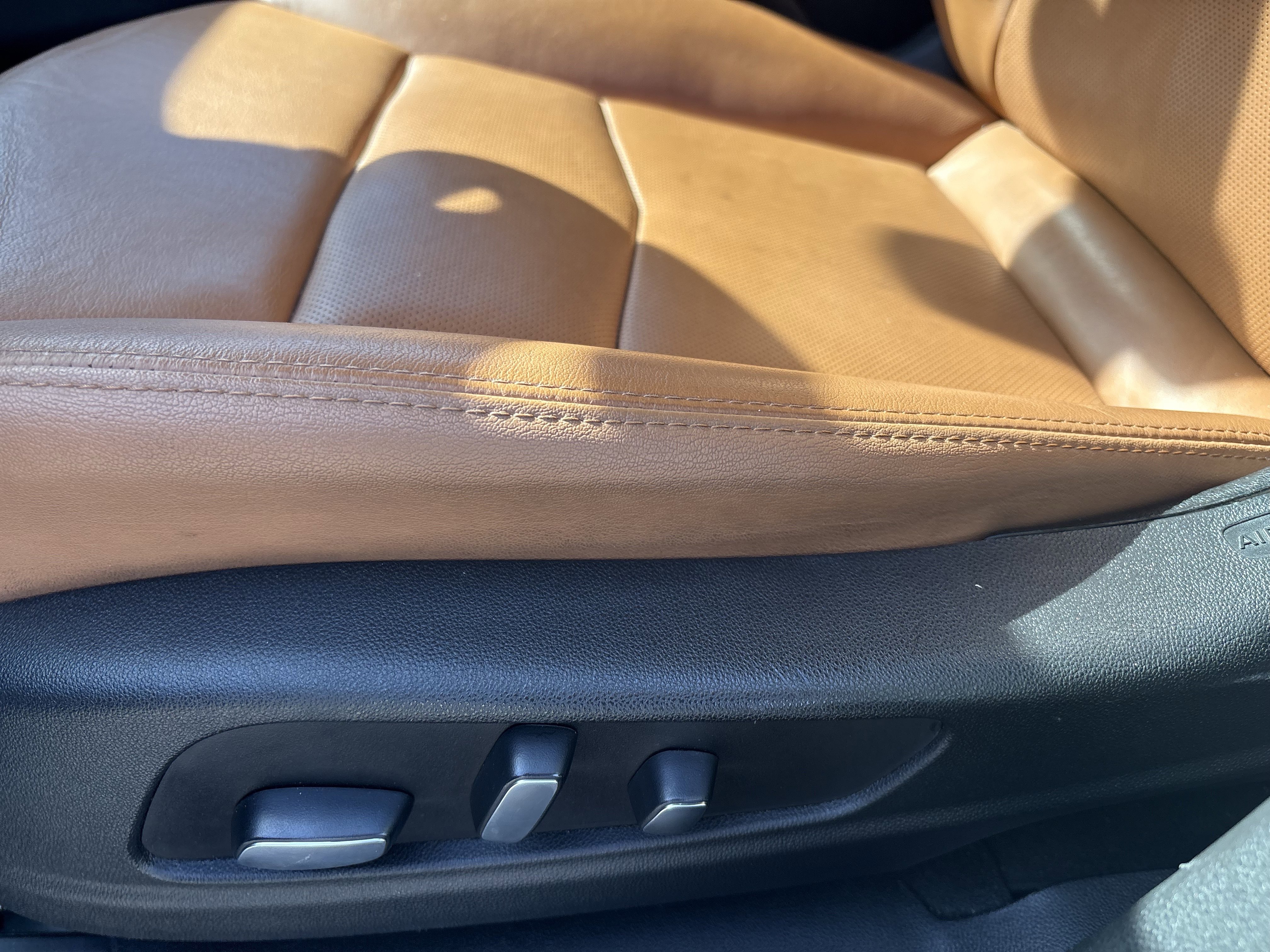 Used 2021 Cadillac XT5 Premium Luxury image 24