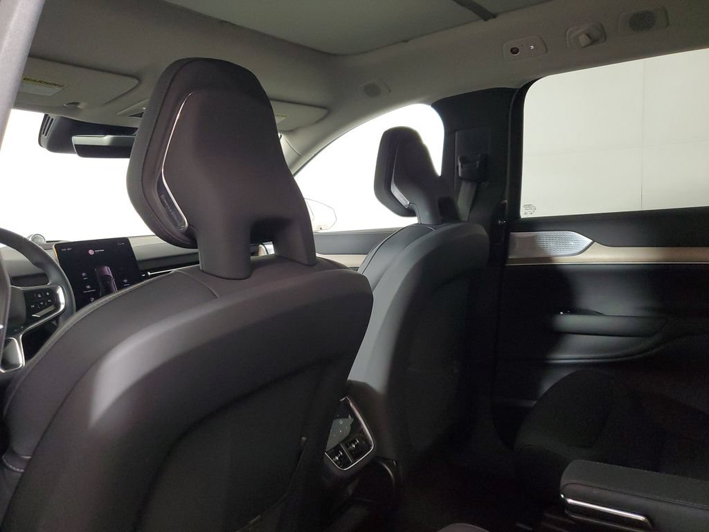 Used 2025 Volvo EX90 Ultra AWD/4WD image 13
