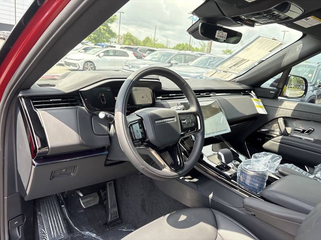 New 2025 Land Rover Range Rover Sport Dynamic SE AWD/4WD image 12