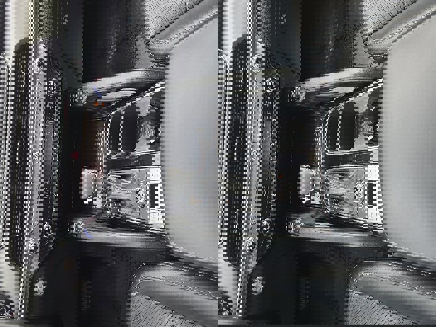 Certified 2022 Kia Telluride S image 14