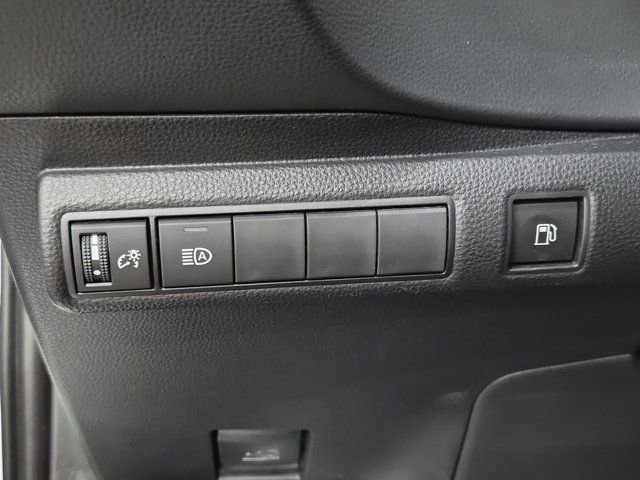Used 2024 Toyota Corolla LE image 23