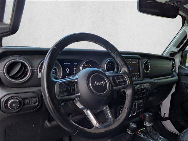 Used 2018 Jeep Wrangler Unlimited Sahara AWD/4WD image 10